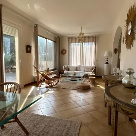 Βίλα Secret Garden Facing The Sea *