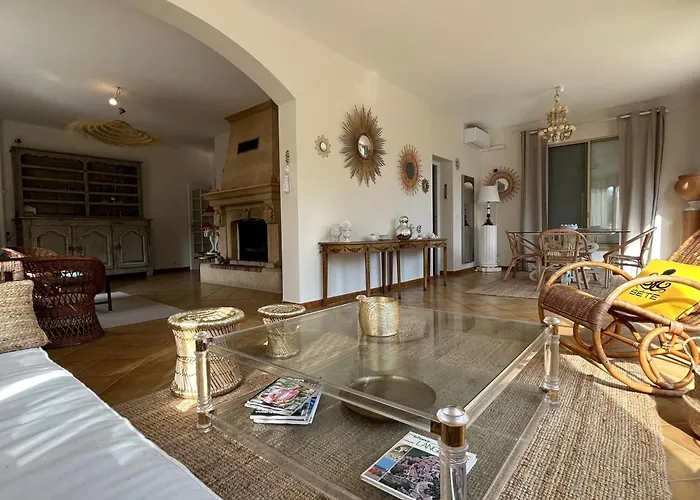 Βίλα Secret Garden Facing The Sea