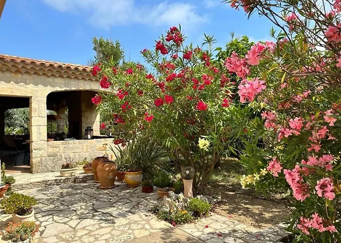 Βίλα Secret Garden Facing The Sea